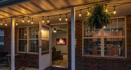 Boho BnB ~ Walk to Cherry/Pickwick & MSU