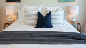 4 Schlafzimmer, Schreibtisch, Bügeleisen/Bügelbrett, kostenloses WLAN