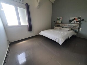 3 bedrooms, WiFi, bed sheets - Appartement Duplex Bord de mer à Proximité de Tout ! (Saint-François)