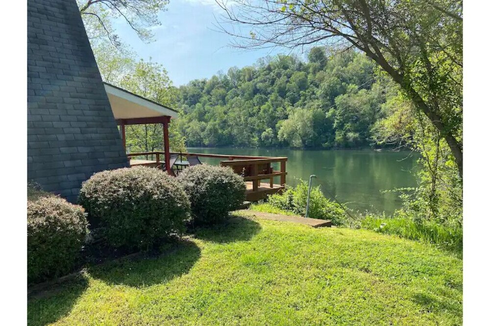 White River Retreat at Redbud