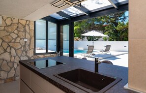 Pool - Cozy home in Starigrad Paklenica (Starigrad Paklenica)