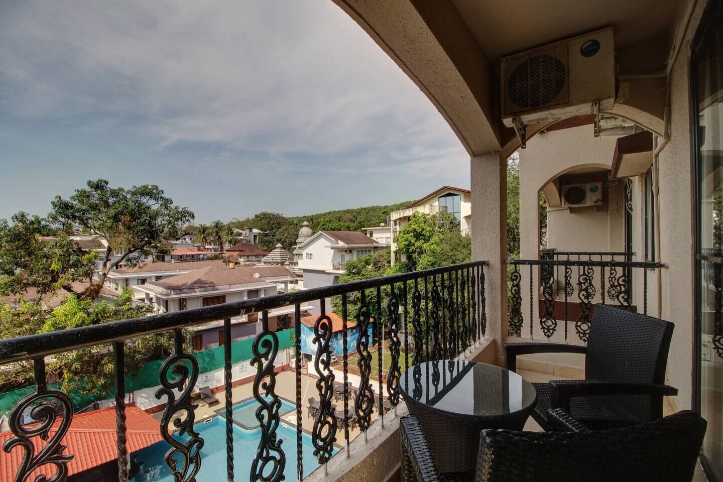 junior suite with 2 Bedroom 1