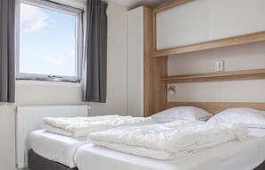 2 bedrooms, free WiFi