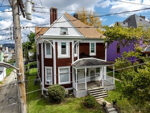 Exterior - Crow's Nest Crash-Pad (Homestead)