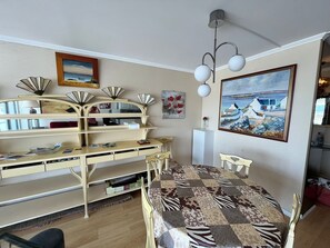 Dining - Appartement port maria vue mer (QUIBERON)