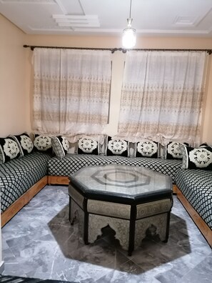 Family Apartment | Living area | Flat-screen TV - Appartement le Bel Abri (Meknes)