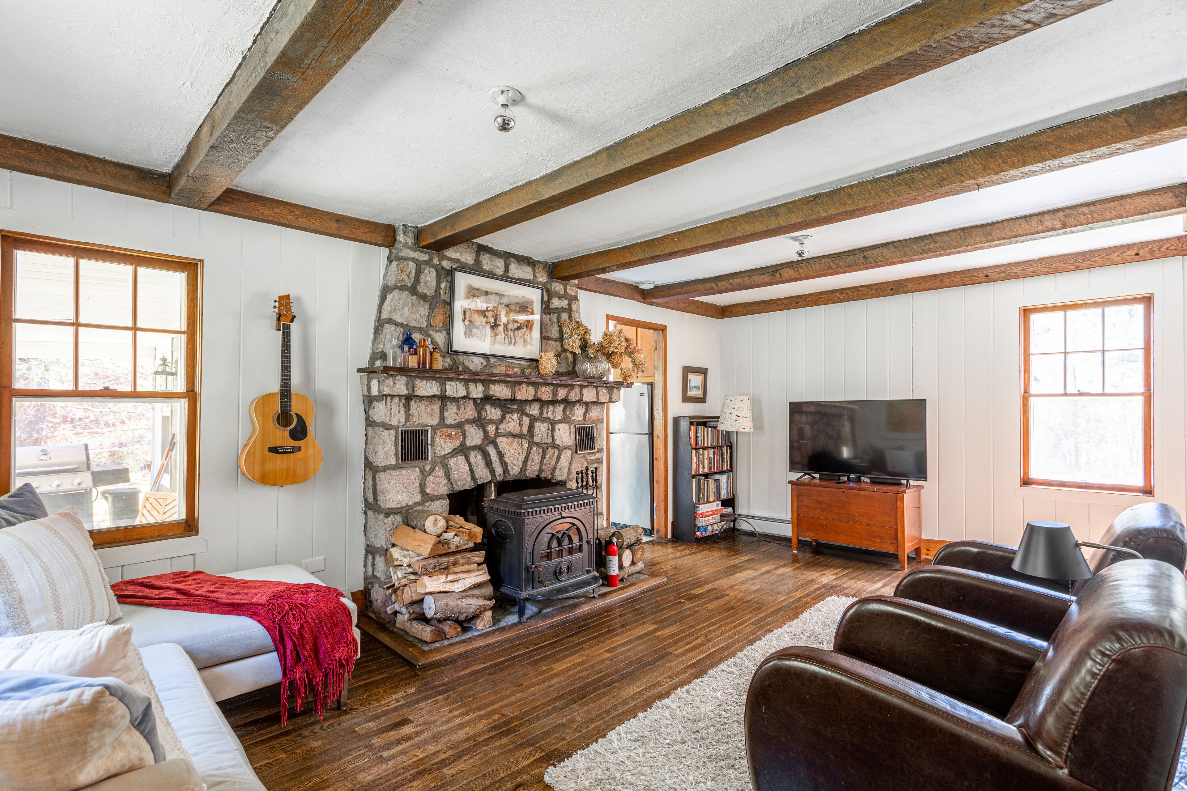 227Mbp - Firepit - Fireplace - Power Backup