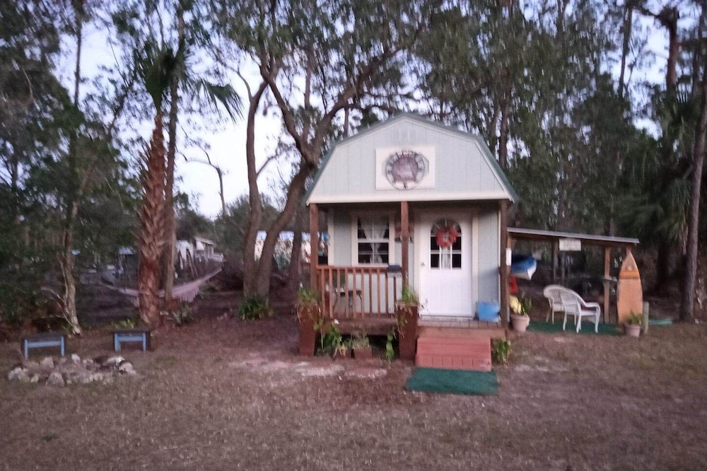 Tiny house Farm not far from beaches