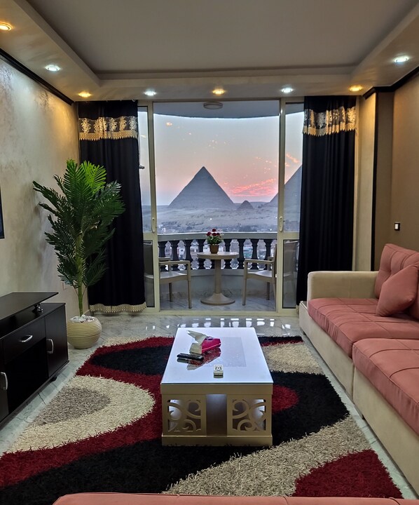 Front of property - Hi Pyramids (Giza)