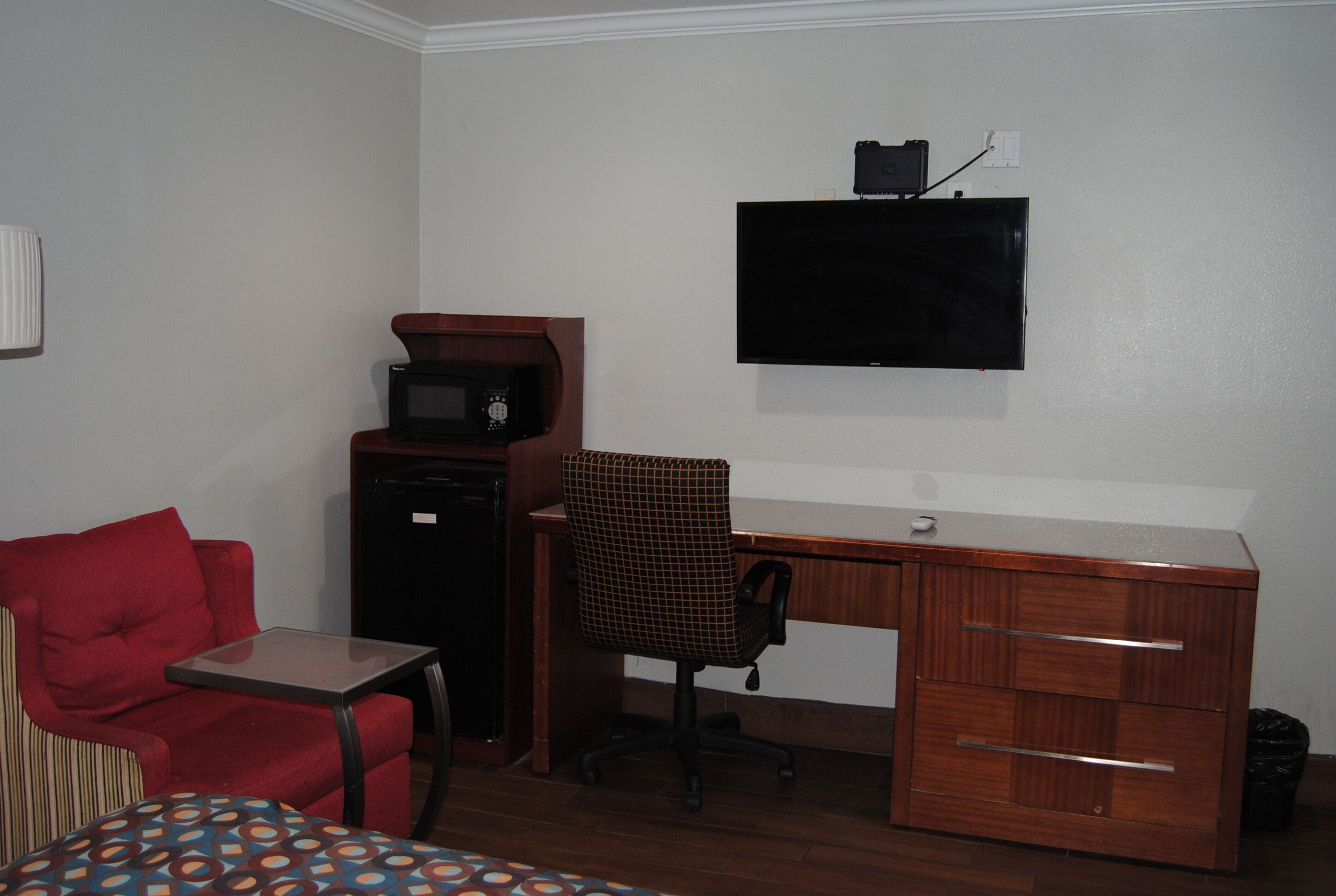 Eenvoudige eenpersoonskamer | Gratis wifi, beddengoed