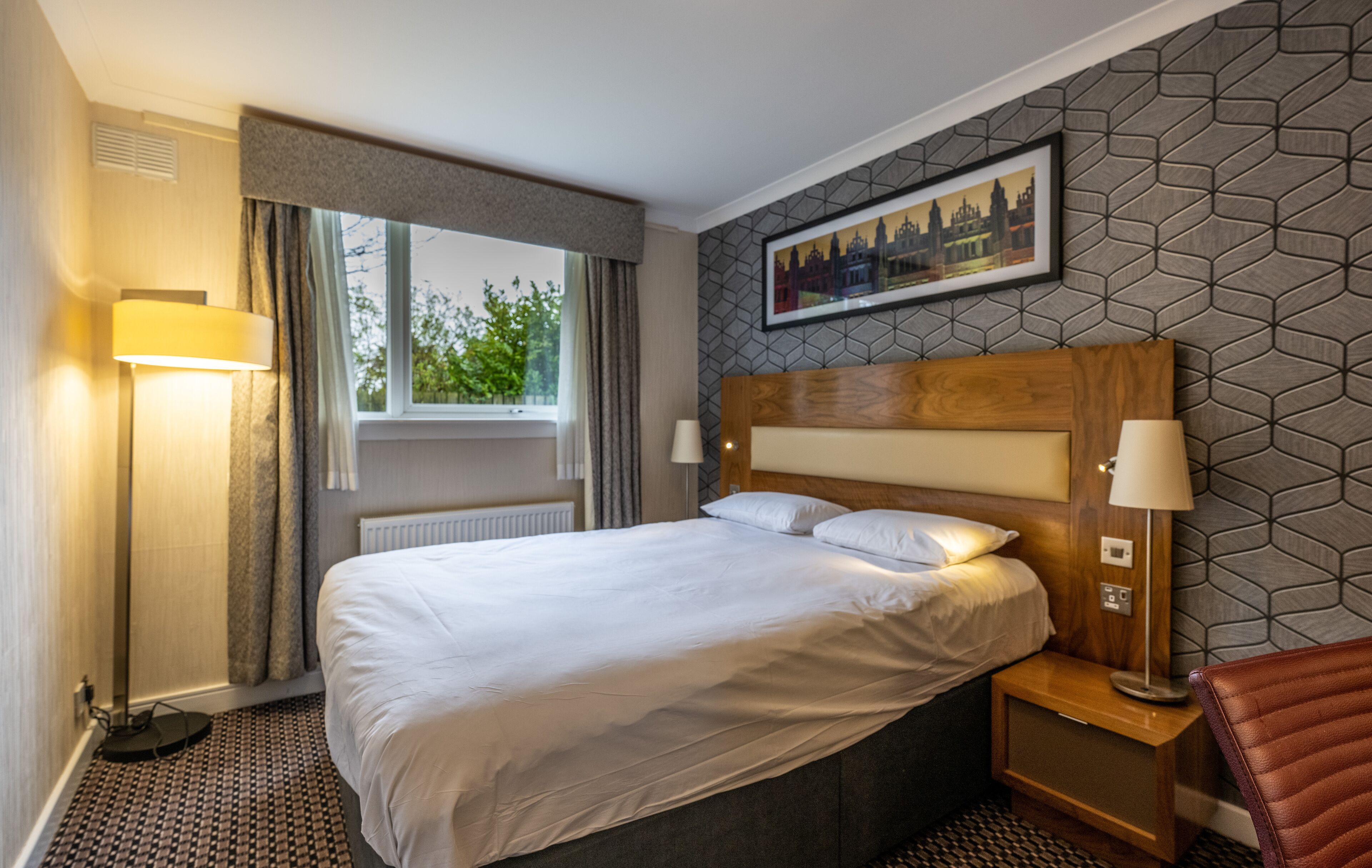 Comfort Room | 1 bedroom, individually furnished, desk, laptop workspace