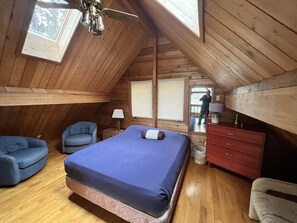 3 habitaciones, tabla de planchar con plancha, wifi y ropa de cama 