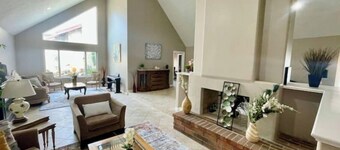 California Dream House w/pool & tennis court