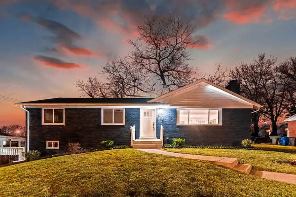 The Latham Rancher of Alexandria:15min to OldTown!