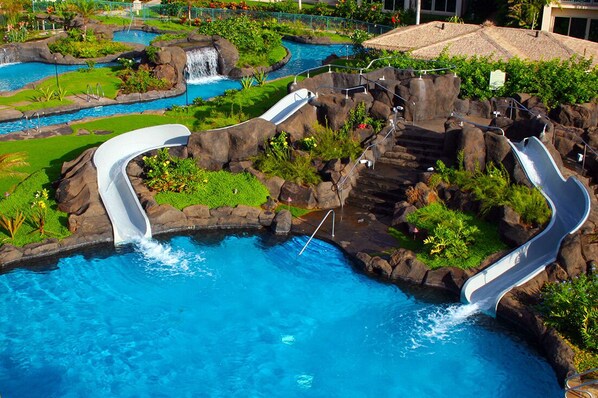 حمّام سباحة مُدفَّأ