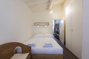 1 Schlafzimmer, Bügeleisen/Bügelbrett, WLAN, Bettwäsche