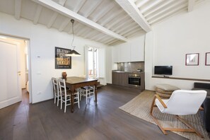 Interior - Campuccio Terrace in Florence by Mmega (Firenze)