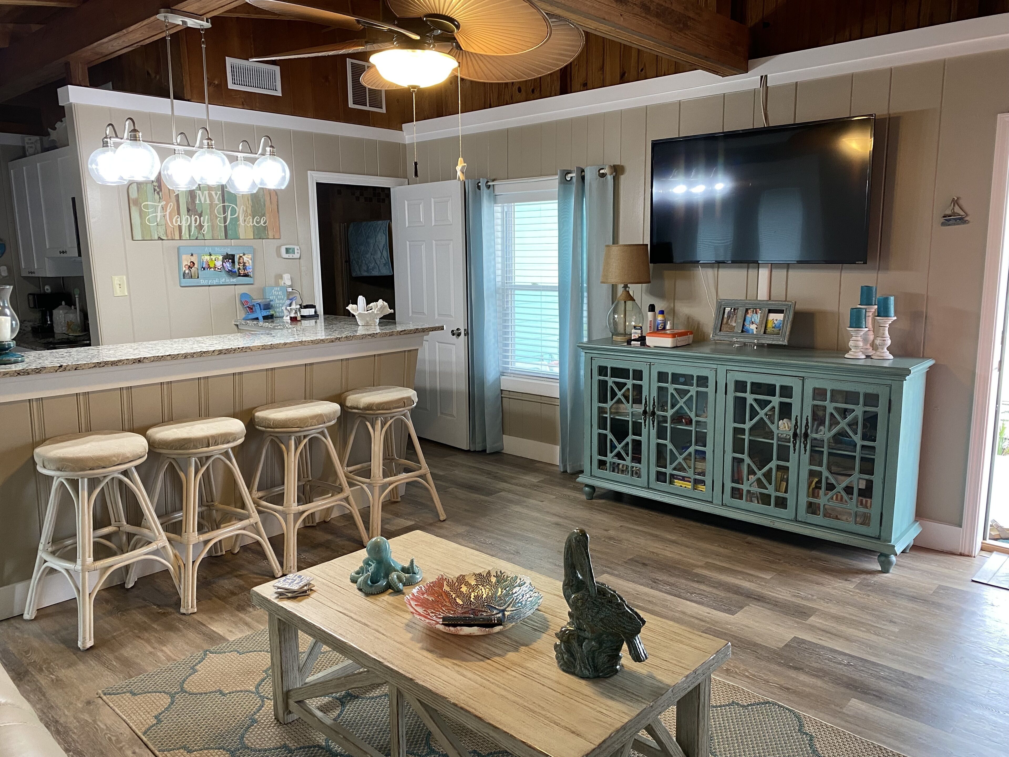 Recently renovated house just steps from the beach 