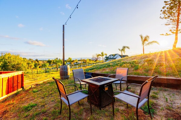 Outdoor dining - 25% Off June Week Days! Near Wineries W/Pool (Temecula)