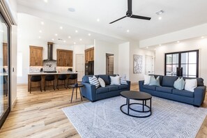 TV, fireplace, offices