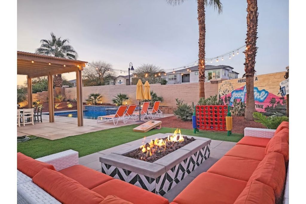 Game Room w/ Golf Simulator, Ping Pong, Pool & Spa