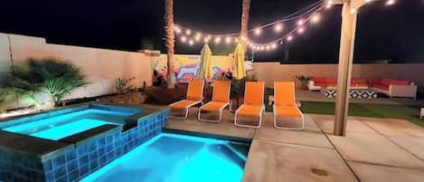 Piscine extérieure