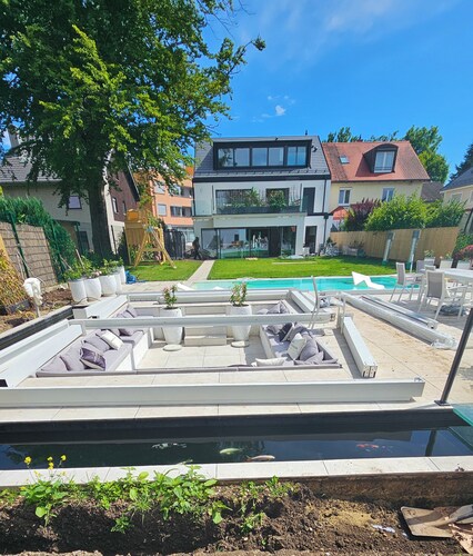 Luxus Neubau 170m2 Loft mit Pool Garten