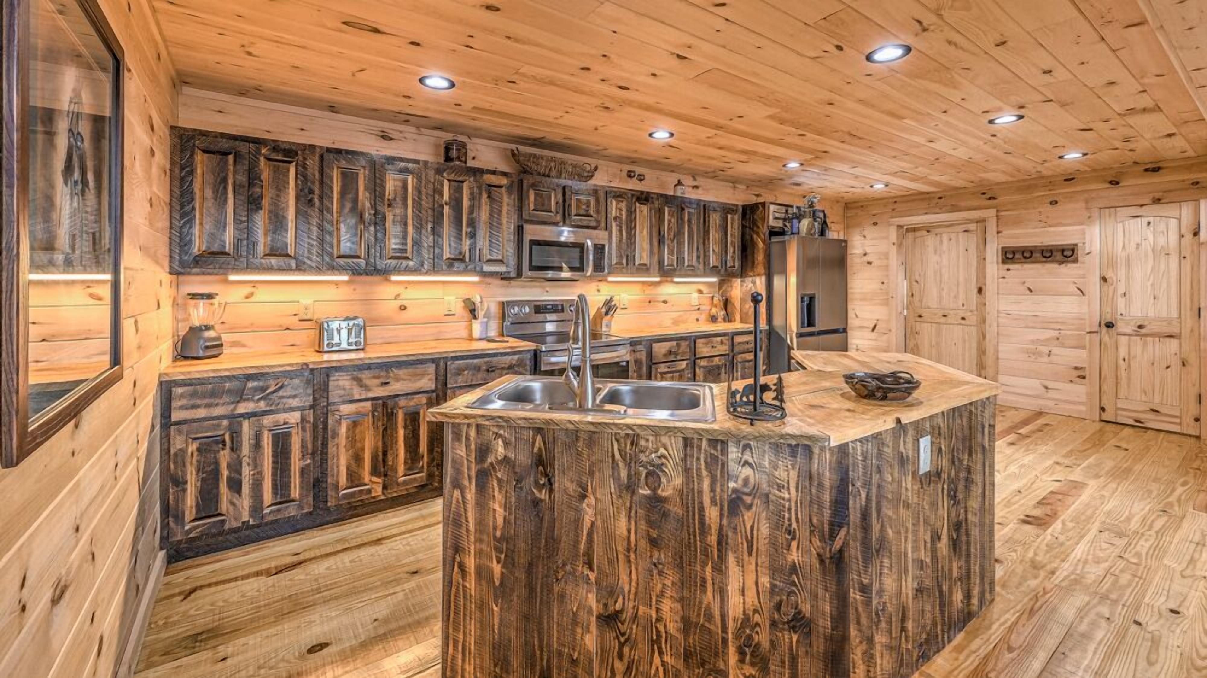 Bella Vista - Mountain Views | Hot Tub | Fire Pit