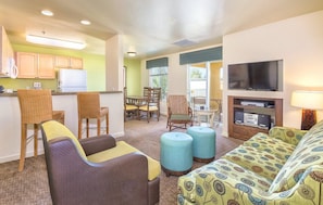 Fernseher, DVD-Player, Stereoanlage