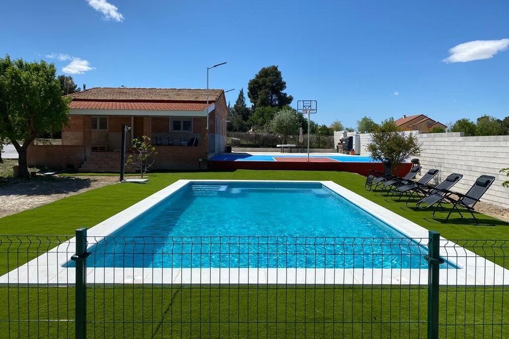 Casa con piscina, Villa Alarilla