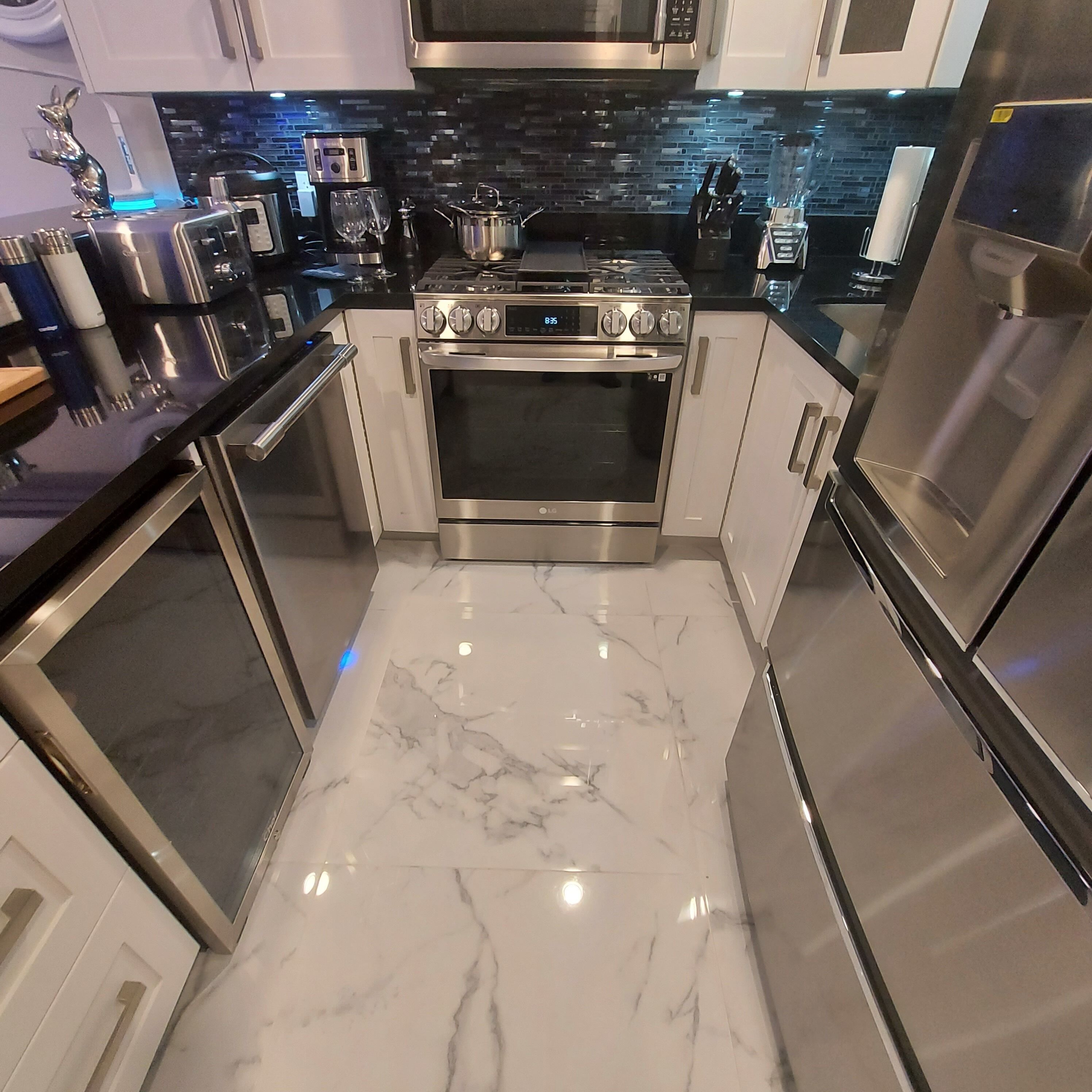 Beautiful Luxurious 3 Bedroom Townhouse