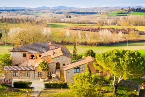 GuestHost - Ulivo-Chianti Charming Flat with Private Parking!