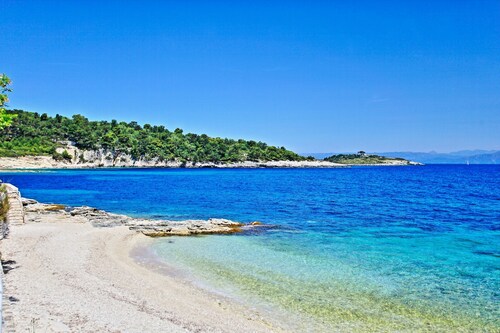 Sofi - Danilia Luxury Cottages in Gaios Paxos - Sleeps 2 plus 2