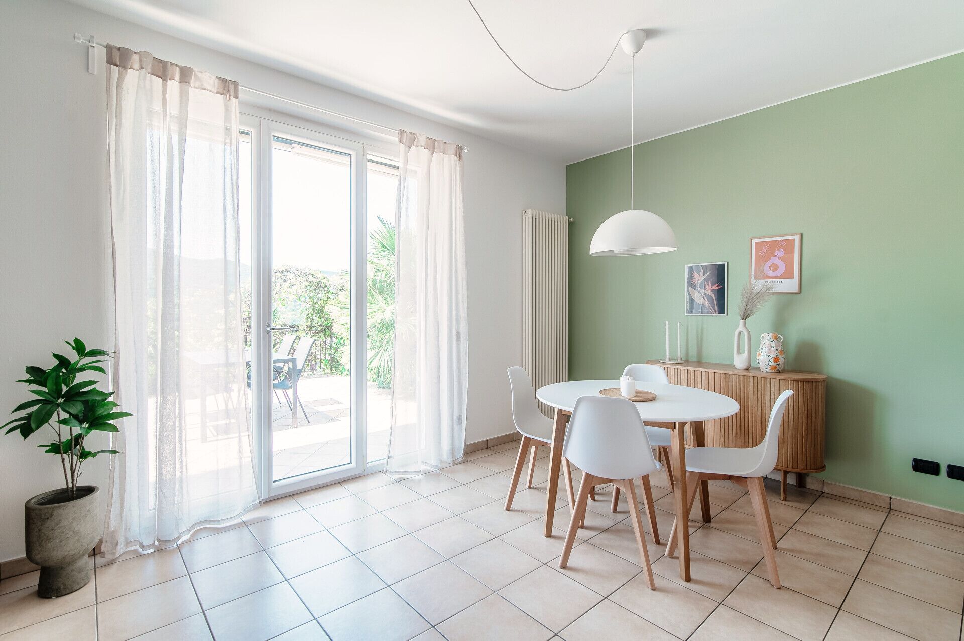 Appartamento con terrazza sopra Cernobbio (Casa Olivo)