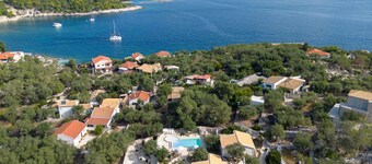 Mami - Danilia Luxury Resort in Gaios Paxos with Sea Views and Pool