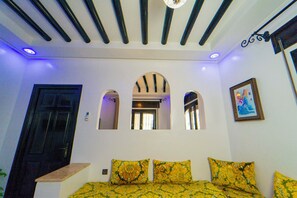 Doppia Standard | Minibar, tende oscuranti, Wi-Fi gratuito, lenzuola