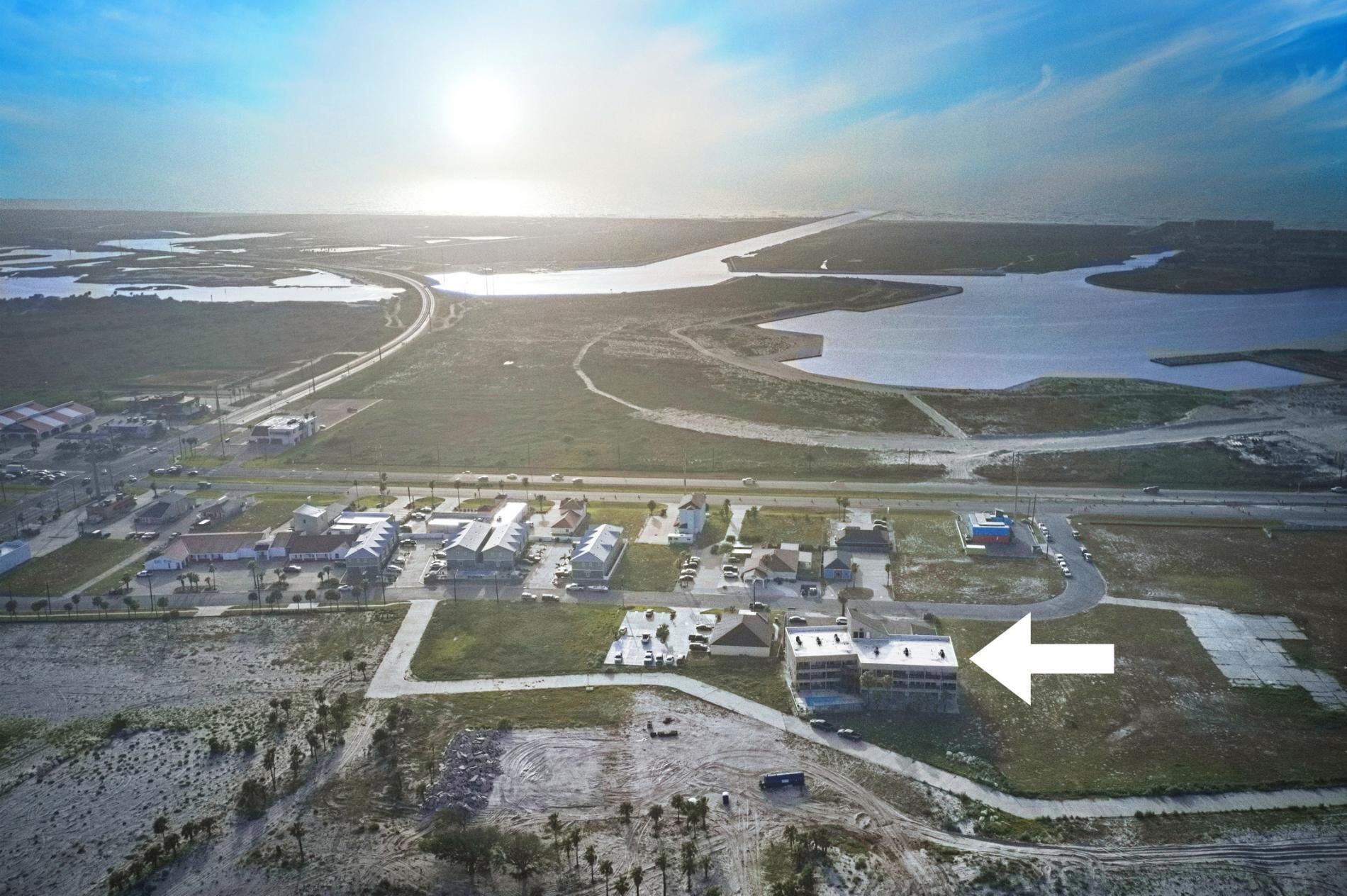 Modern & Elegant Newly Remodeled Island Condo