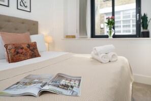 1 bedroom, iron/ironing board, travel cot, free WiFi - Location Trafalgar Square 1 Bedr/3 Beds sleeps 6 (Greater London)