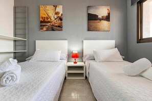 4 bedrooms, iron/ironing board, travel cot, free WiFi
