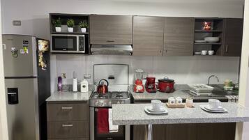 Fridge, microwave, oven, stovetop