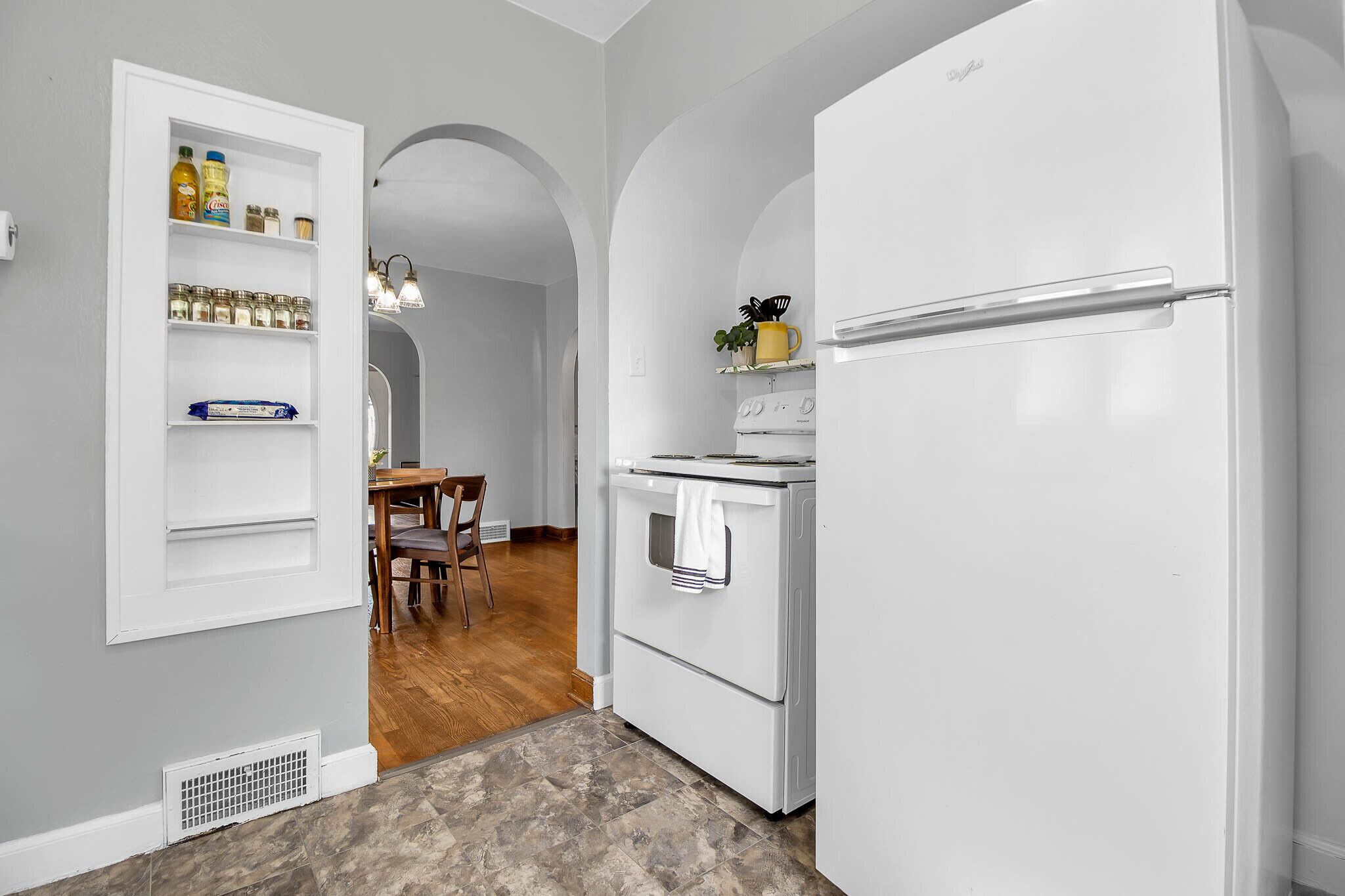 Quiet Downtown Marion House