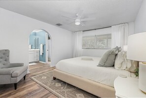 4 chambres, lit parapluie, draps fournis