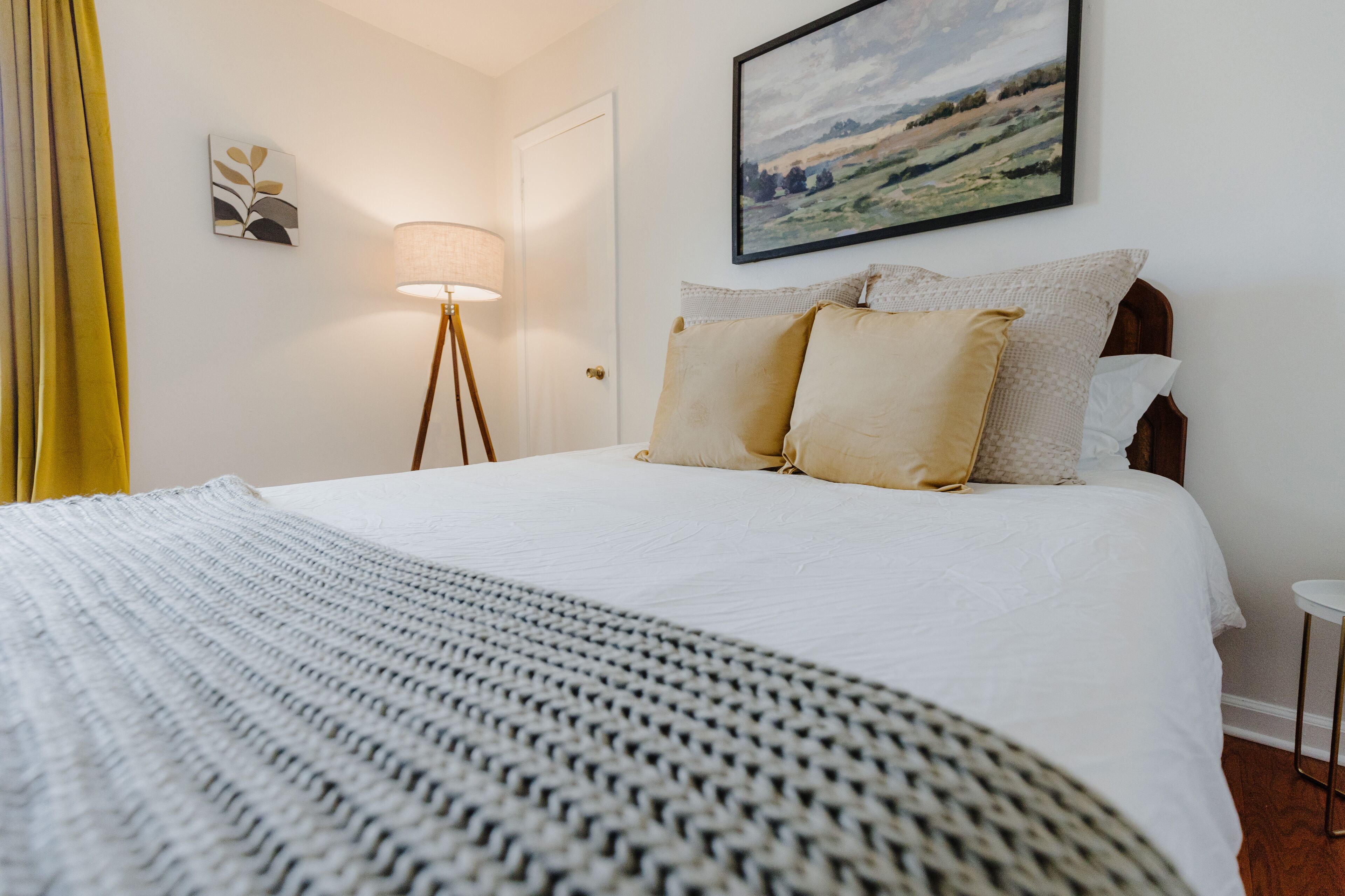 Centrally Located 2BR Overton Square Unit 2 Yes Pets