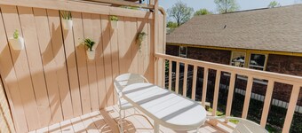 Centrally Located 2BR Overton Square Unit 2 Yes Pets
