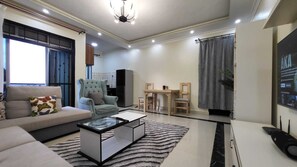 TV, stereo - Ibm Homes, Bukoto Kampala (Kampala)