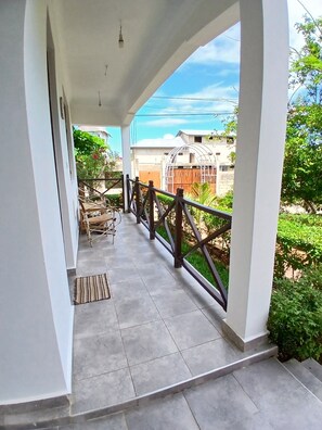 One Bedroom Studio Bungalow with Balcony and Garden View | Balcony