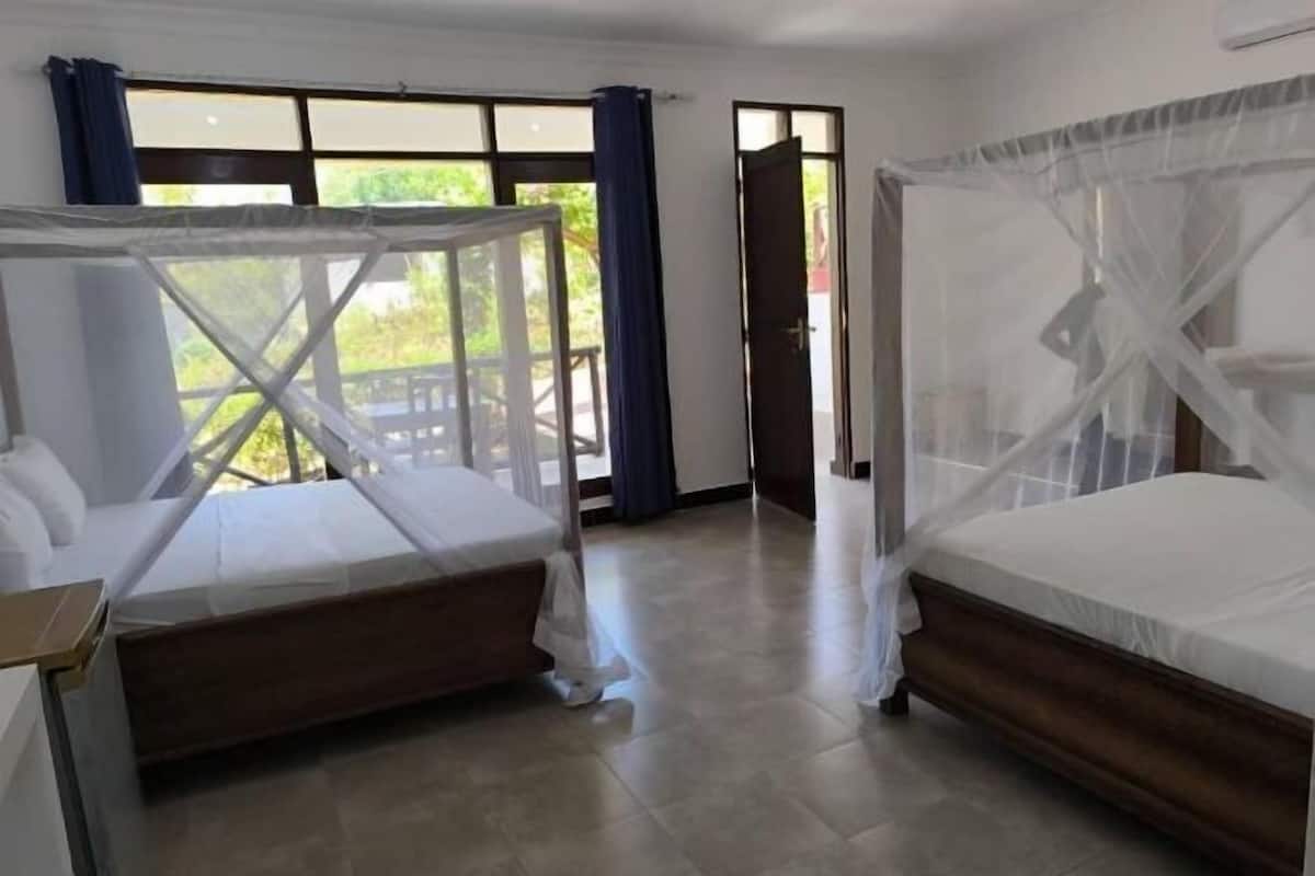 1 Schlafzimmer, Minibar, Zimmersafe, Schreibtisch