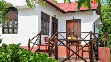 Two- Bedroom Holiday Home | Svalir