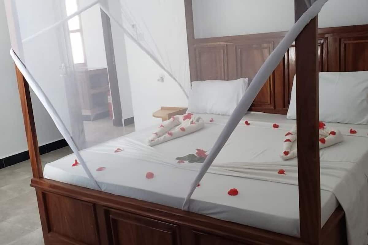 1 Schlafzimmer, Minibar, Zimmersafe, Schreibtisch