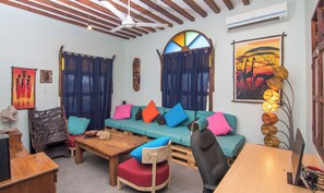 Two- Bedroom Holiday Home | Sala de estar